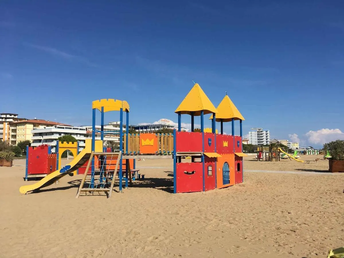 Apartment In Bibione 42846